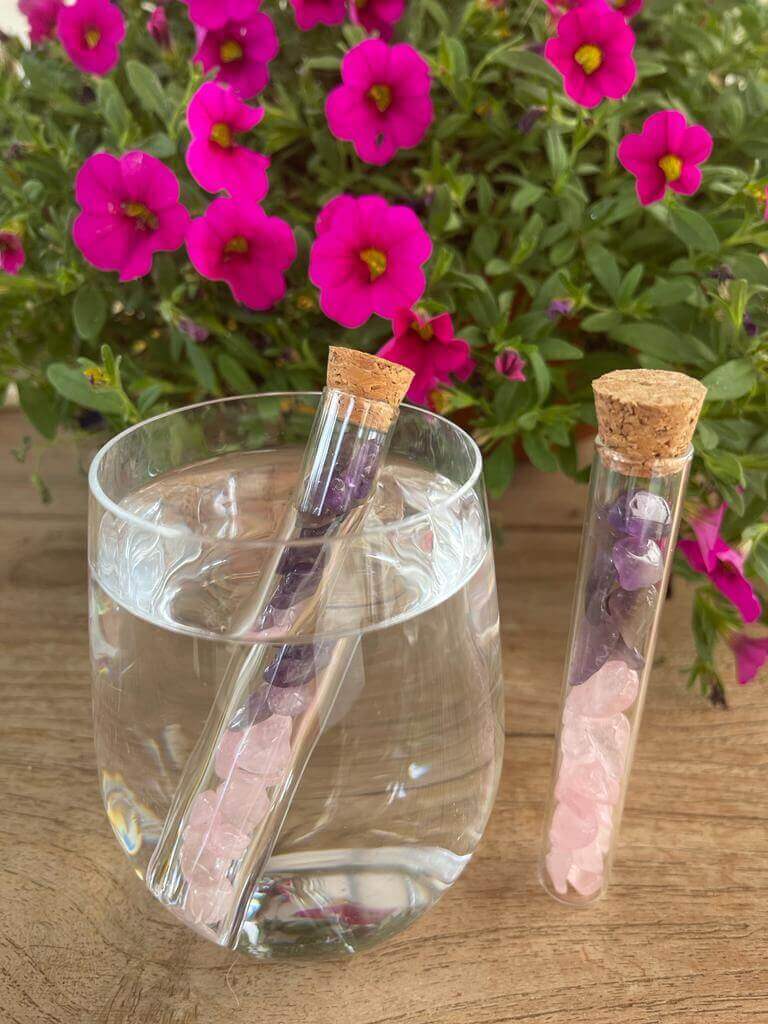 Heilsteine im Glasröhrchen für Ihr Wasserglas - für besseres Wasser - Smart - IRIS AURA SHOP