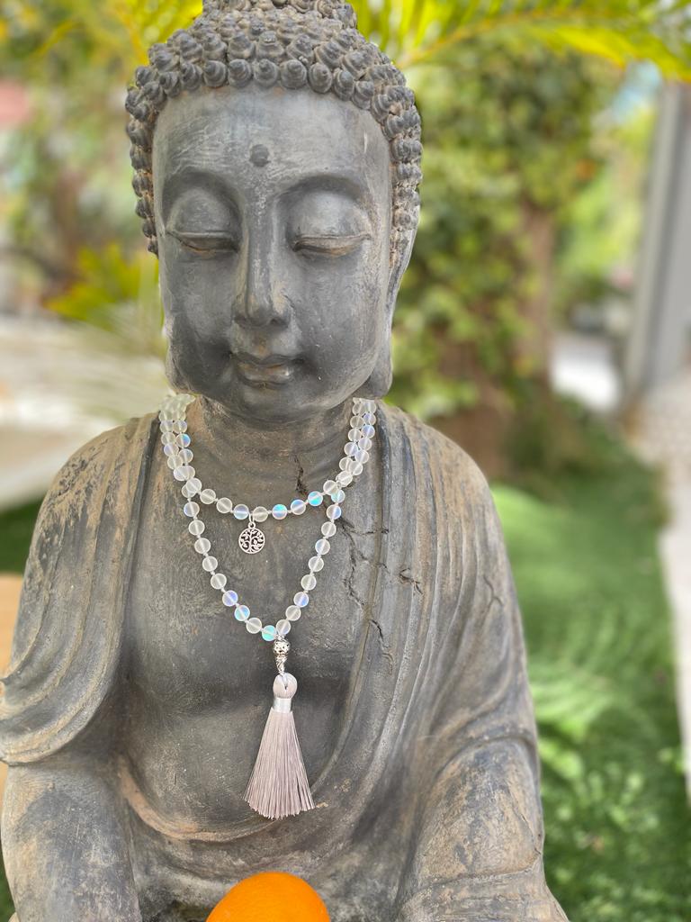 Buddhistische Weisheiten: Der Weg zu innerem Glück und Selbstverständnis