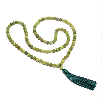 Discover the power of Green Jade: your mala for peace and stability