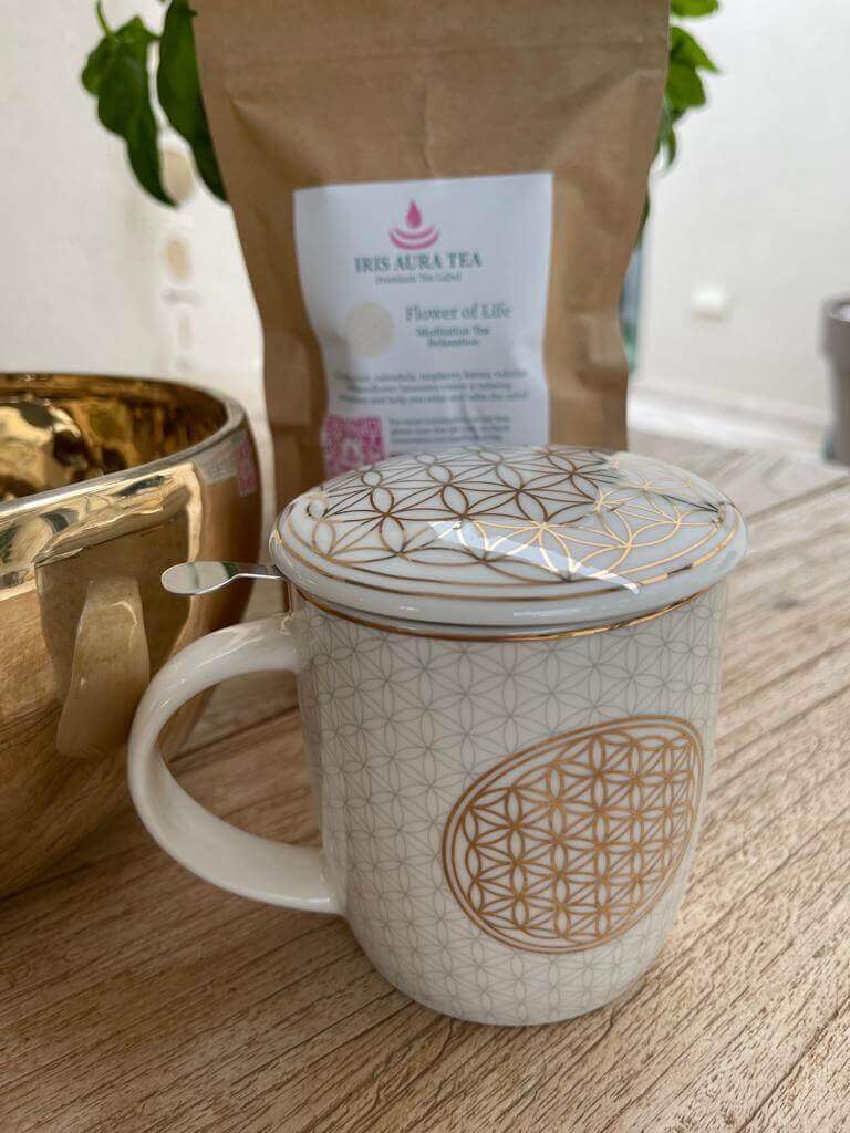 Teetasse mit Sieb und Deckel mit Flower of Life Symbol - IRIS AURA SHOP