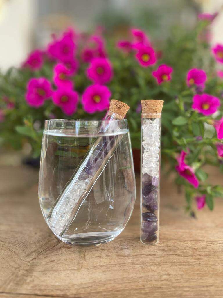 Heilsteine im Glasröhrchen für Ihr Wasserglas - für besseres Wasser - Smart - IRIS AURA SHOP